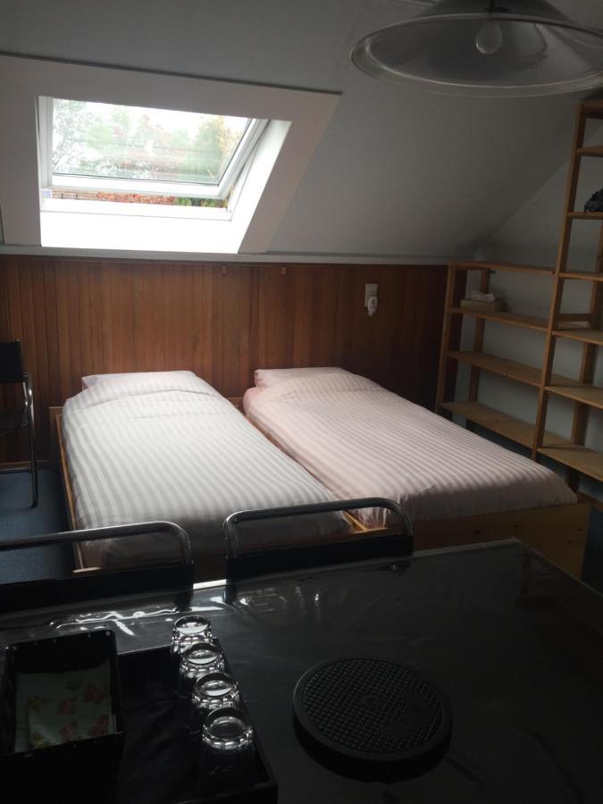 Cozy Room In Residential Alkmaar - Free Parking Екстериор снимка